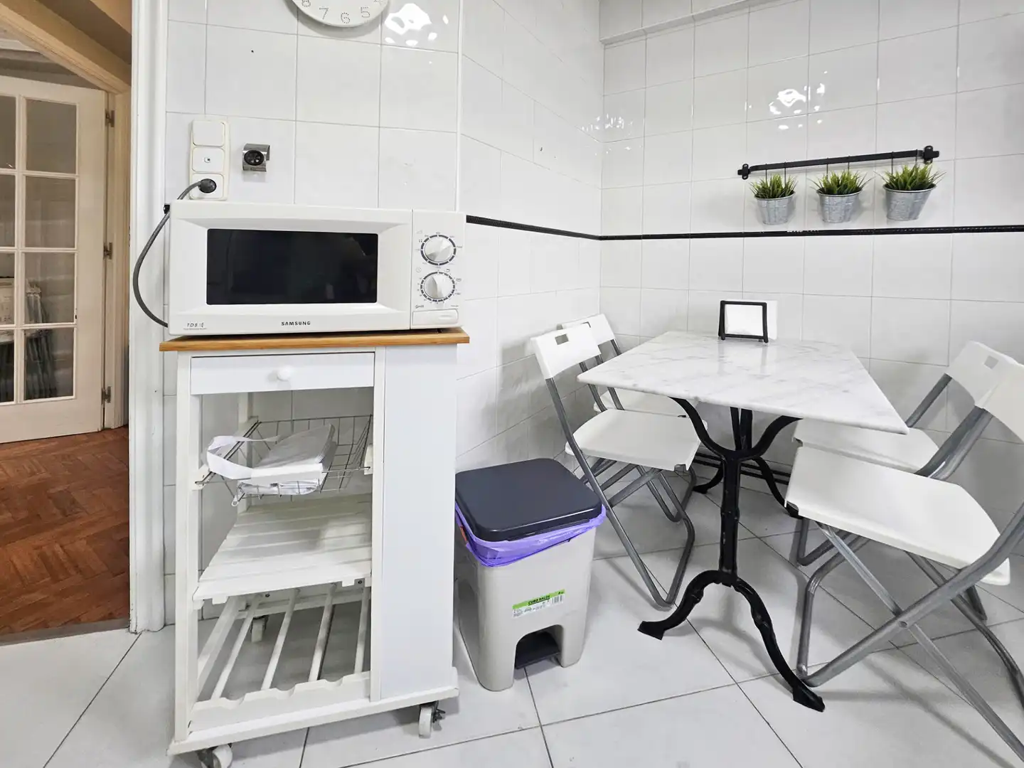 Kitchen of Flat for rent in A Coruña Capital   with Heating, Parquet flooring and Furnished