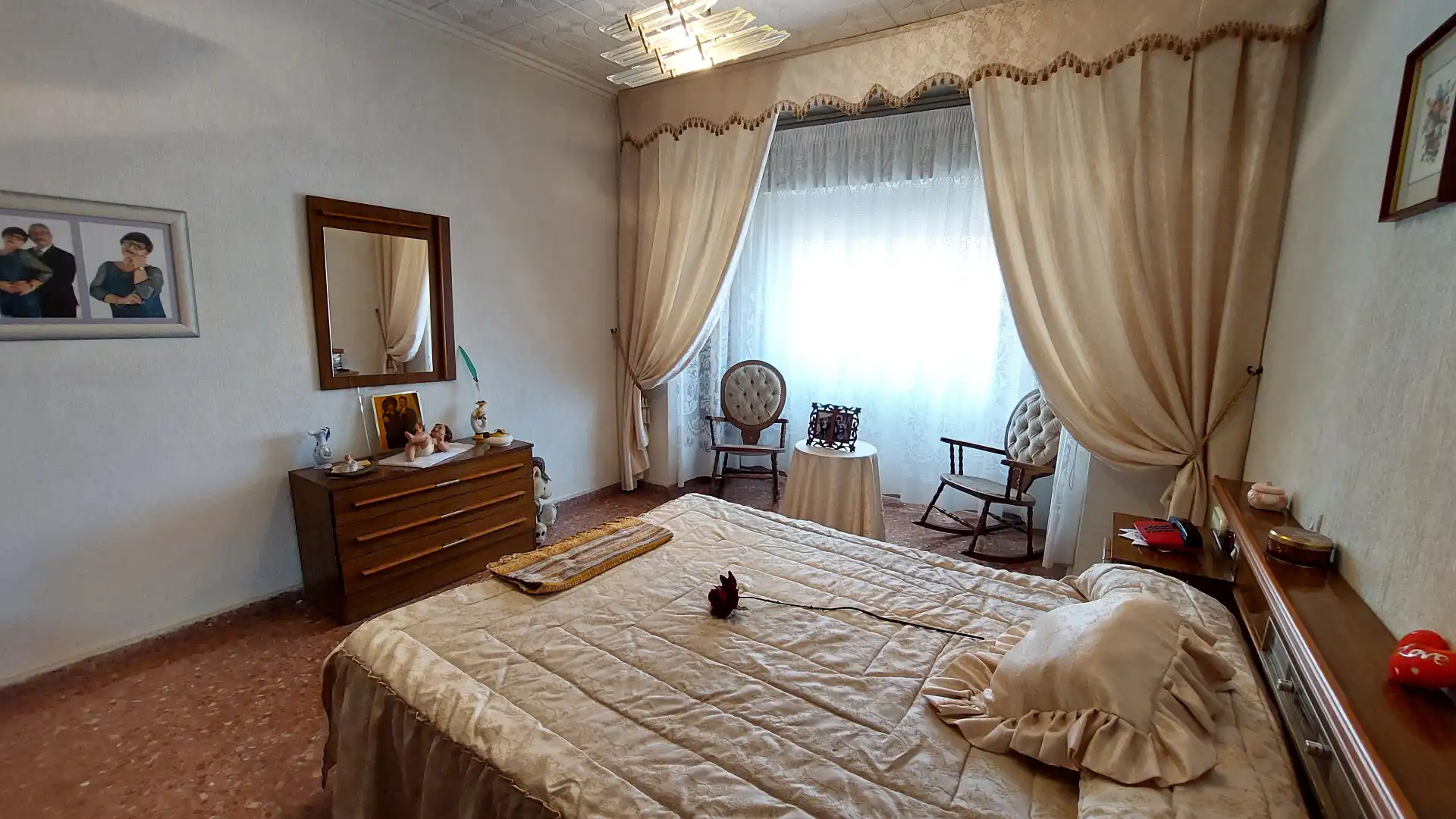 Habitación de Casa adosada en venta en Murcia con Terraza, Amueblado y Alarma