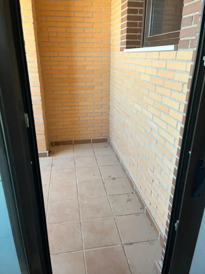 Piso en venta en Alameda de la Sagra con Calefacción, Jardín privado y Trastero