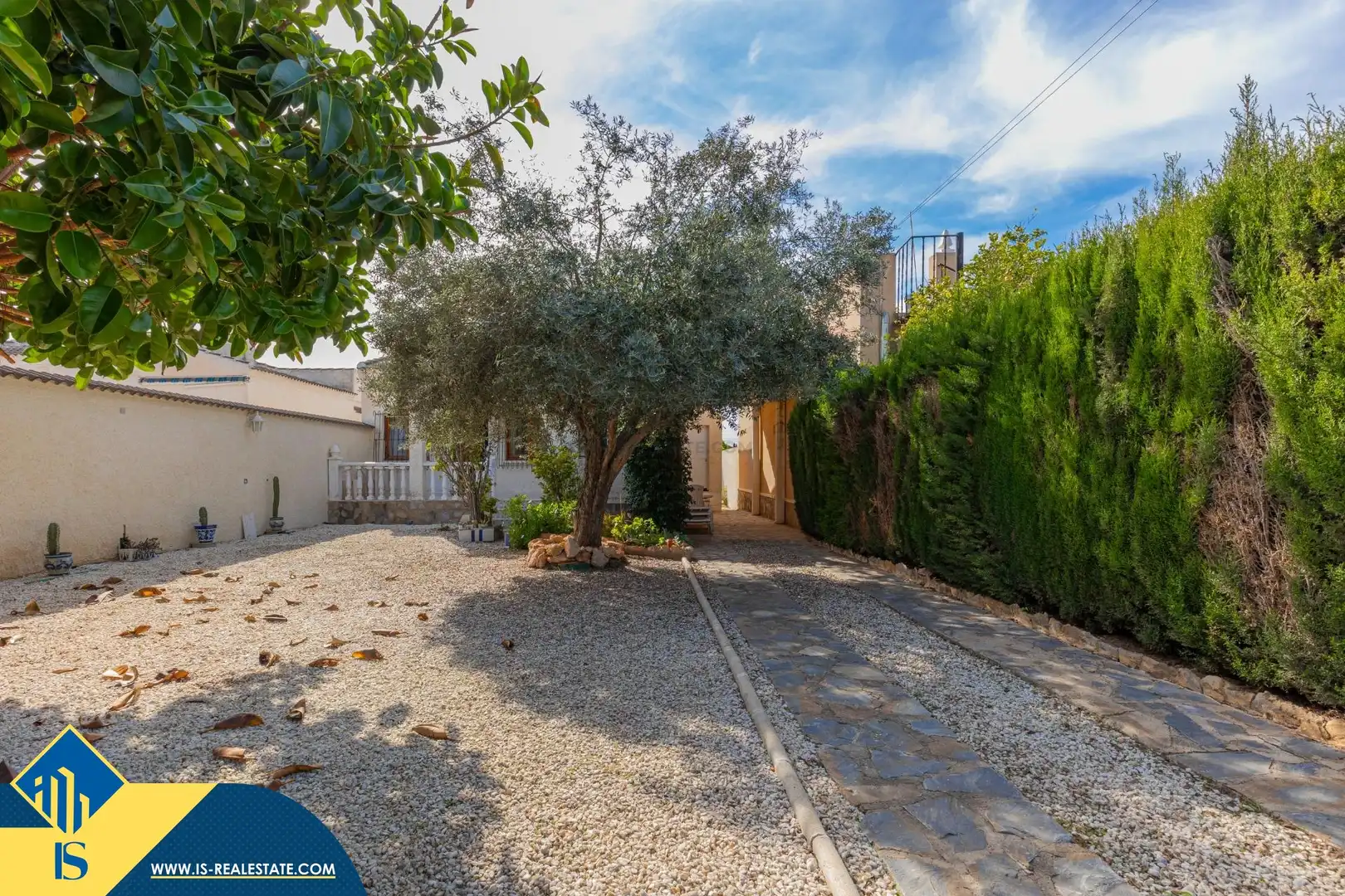 Villa avec piscine à vendre à Zona Carrefour - Urbanizaciones