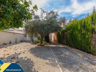 Villa avec piscine à vendre à Zona Carrefour - Urbanizaciones