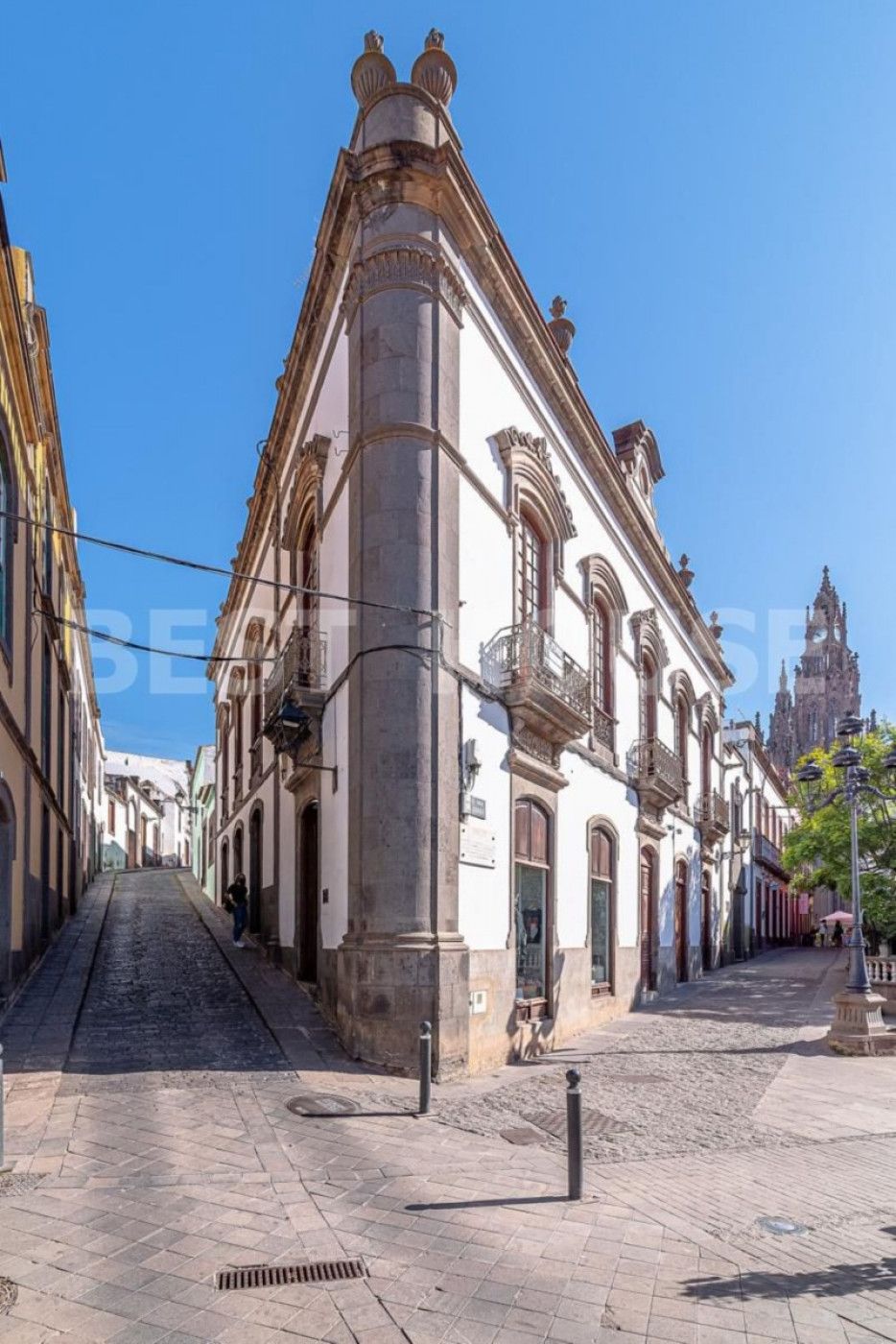 Vista exterior de Edifici en venda en Arucas