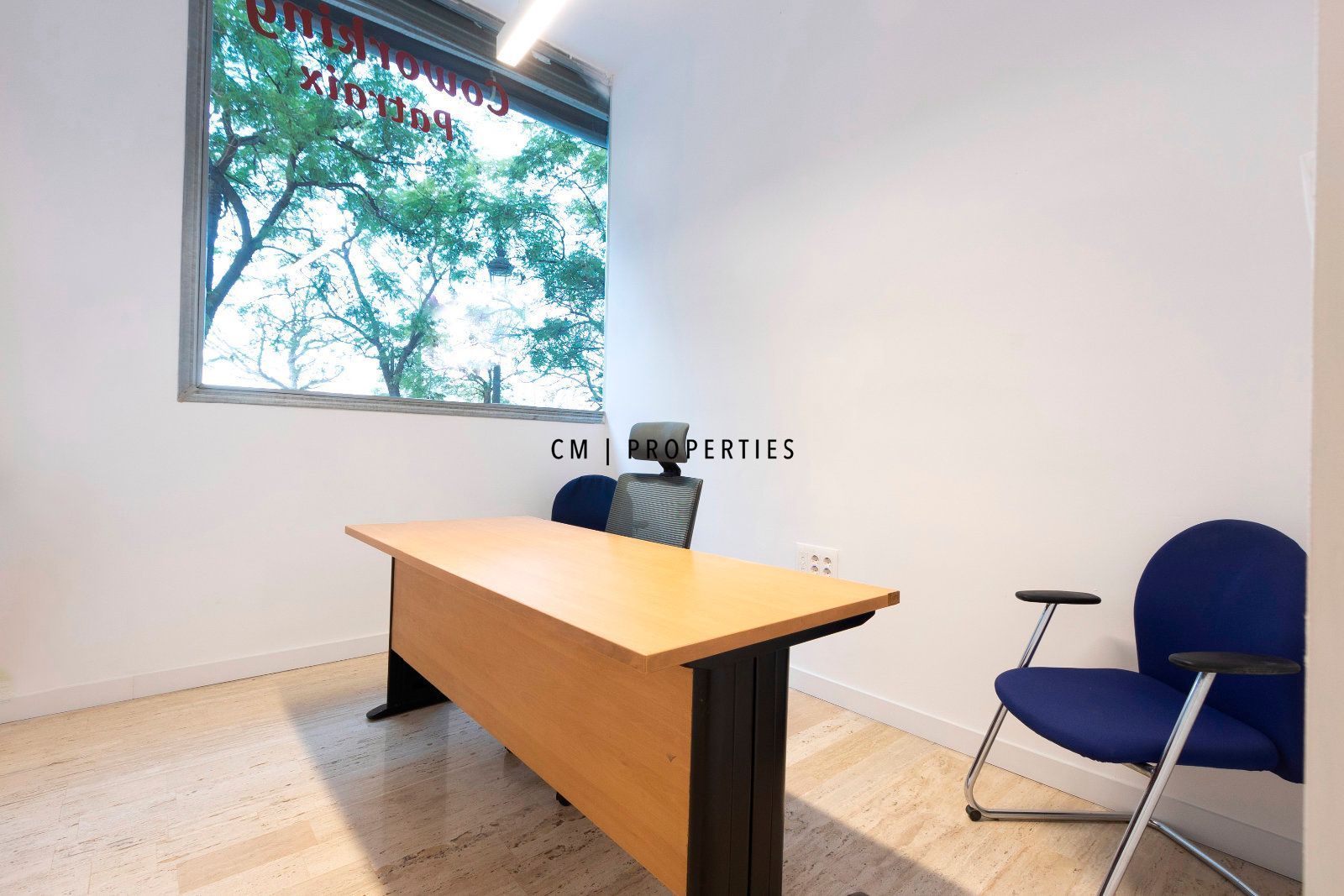 Oficina de lloguer en  Valencia Capital amb Aire condicionat, Calefacció i Moblat