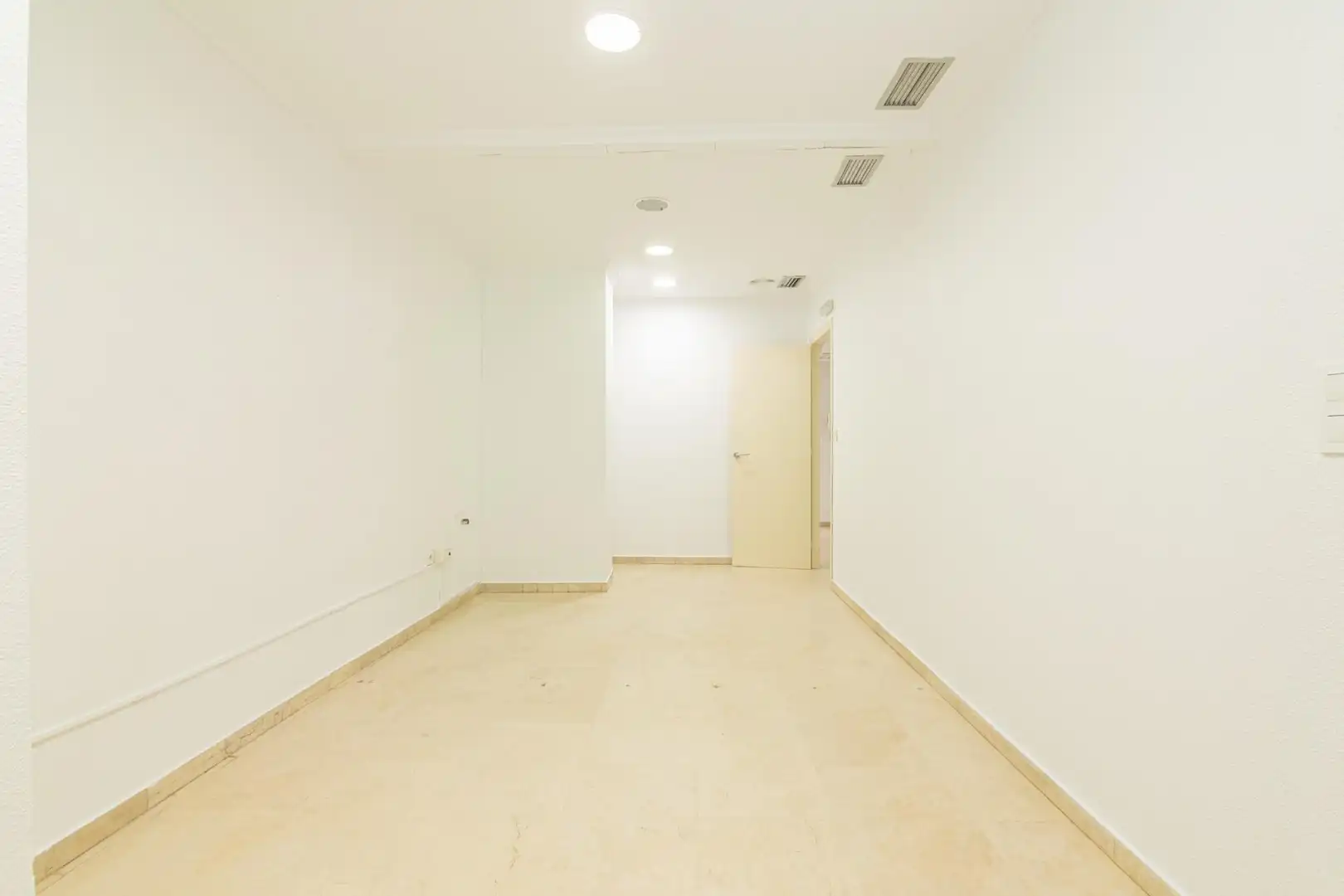 Oficina de alquiler en Elche / Elx