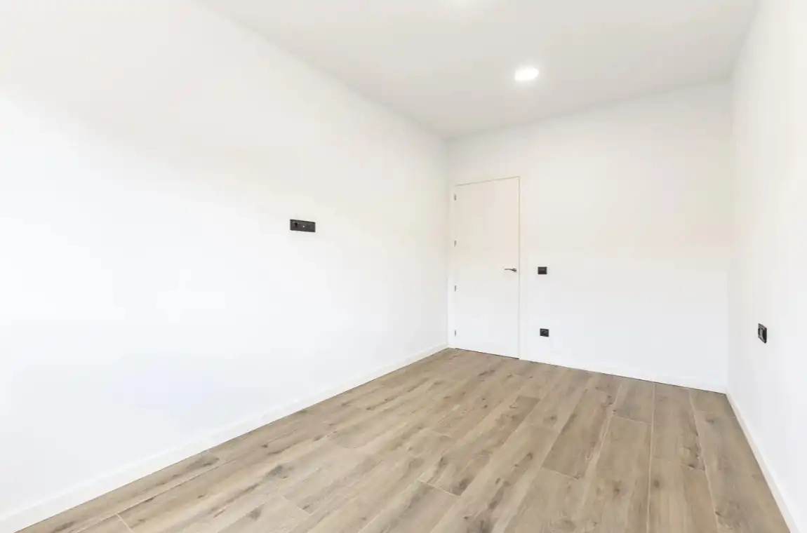 New build Terraced house with garden for sale in Carrer del Pintor Guàrdia, imagen 32