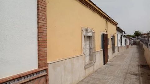 Foto 3 de Casa adosada en venta en Calle Verbena, Andújar, Jaén