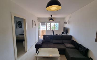 Sala d'estar de Apartament en venda en Torremolinos amb Aire condicionat i Terrassa