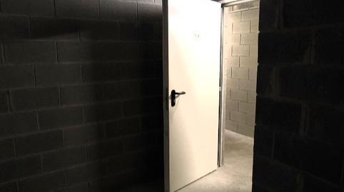 Photo 3 of Box room to rent in Carrer Ďantoni Torrella, 13, Ca n'Aurell, Barcelona