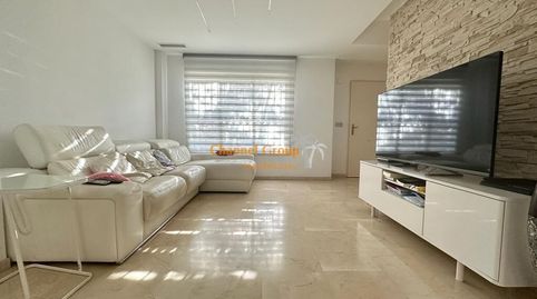 Foto 2 de Casa adosada en venta en El Travaló - Martínez Valero, Elche / Elx