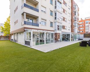 Terrassa de Apartament en venda en  Madrid Capital amb Aire condicionat i Piscina