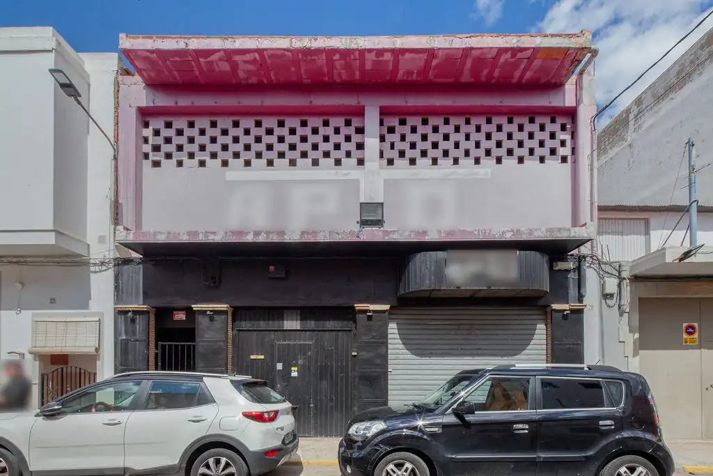 Business premises for sale in C/ Lluis Santangel