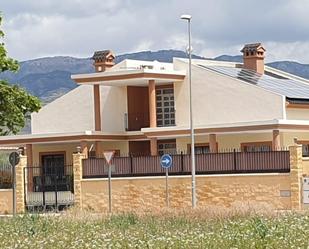 Vista exterior de Casa o xalet en venda en Lorca amb Piscina