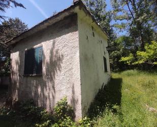 Exterior view of House or chalet for sale in Piñuécar-Gandullas  with Private garden