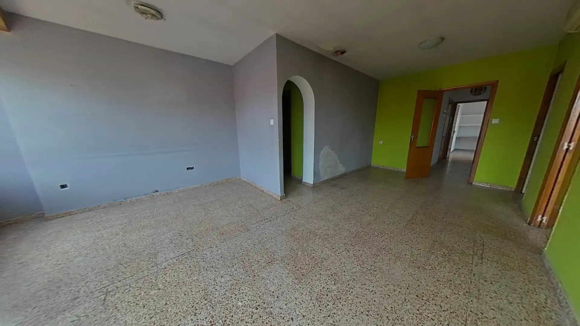 Pis en venda en Ayora amb Balcó