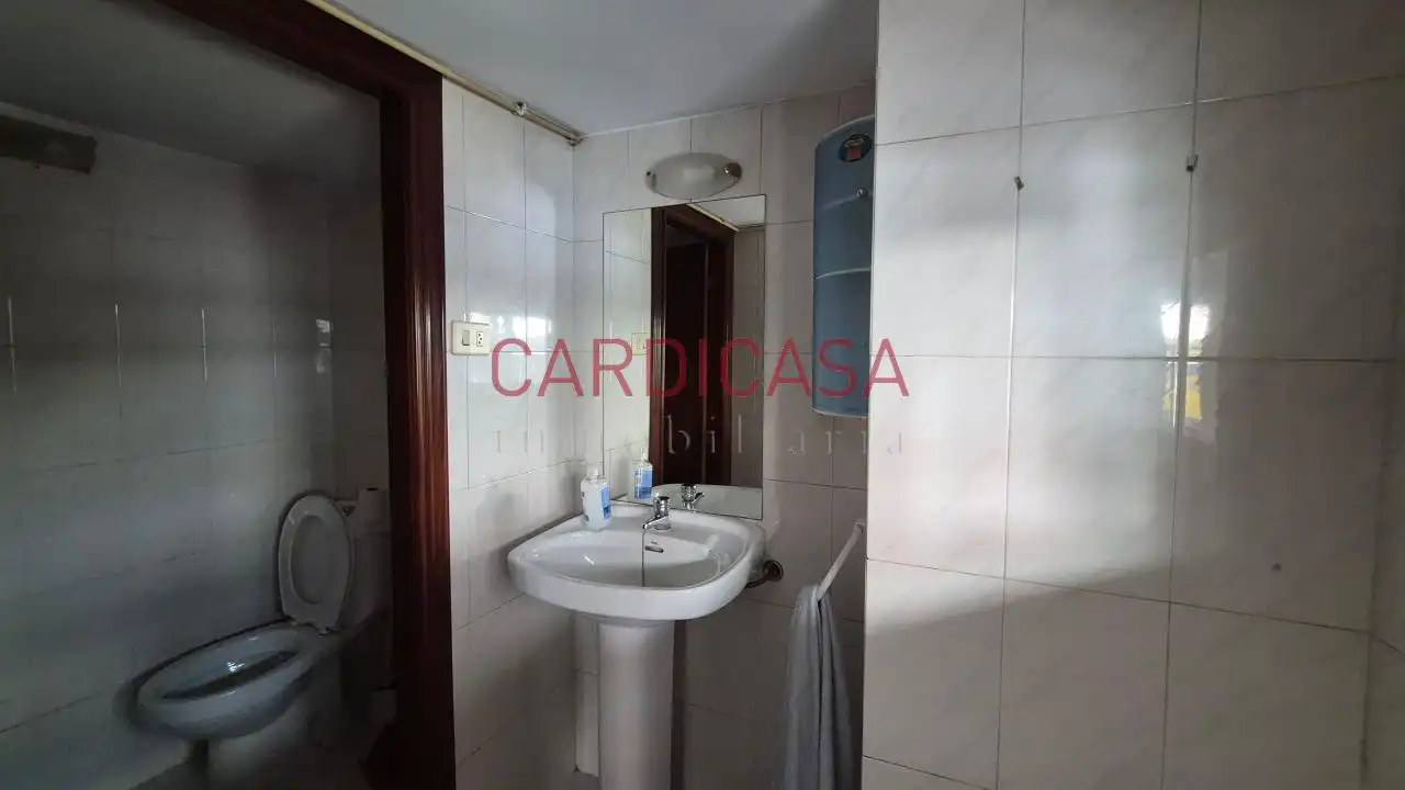 Baño de Local de alquiler en Vigo  con Amueblado