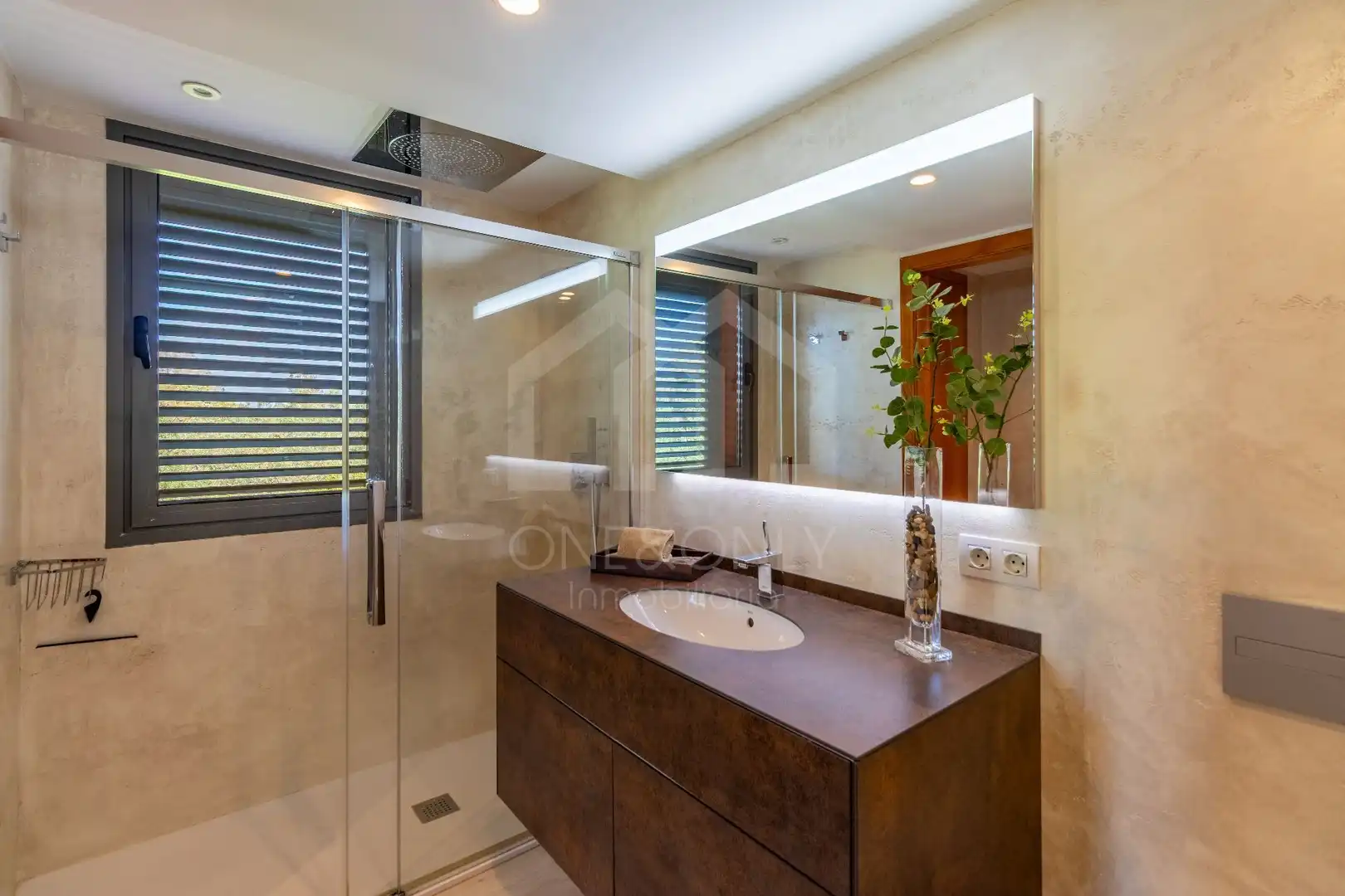 Badezimmer von Haus oder Chalet zur Miete in Mont-roig del Camp mit Klimaanlage, Heizung und Privatgarten