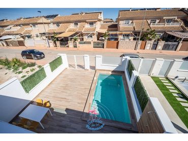 Pis amb piscina en venda a Ortega y Gasset 1