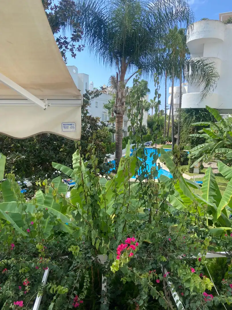 Flat for rent in Calahonda