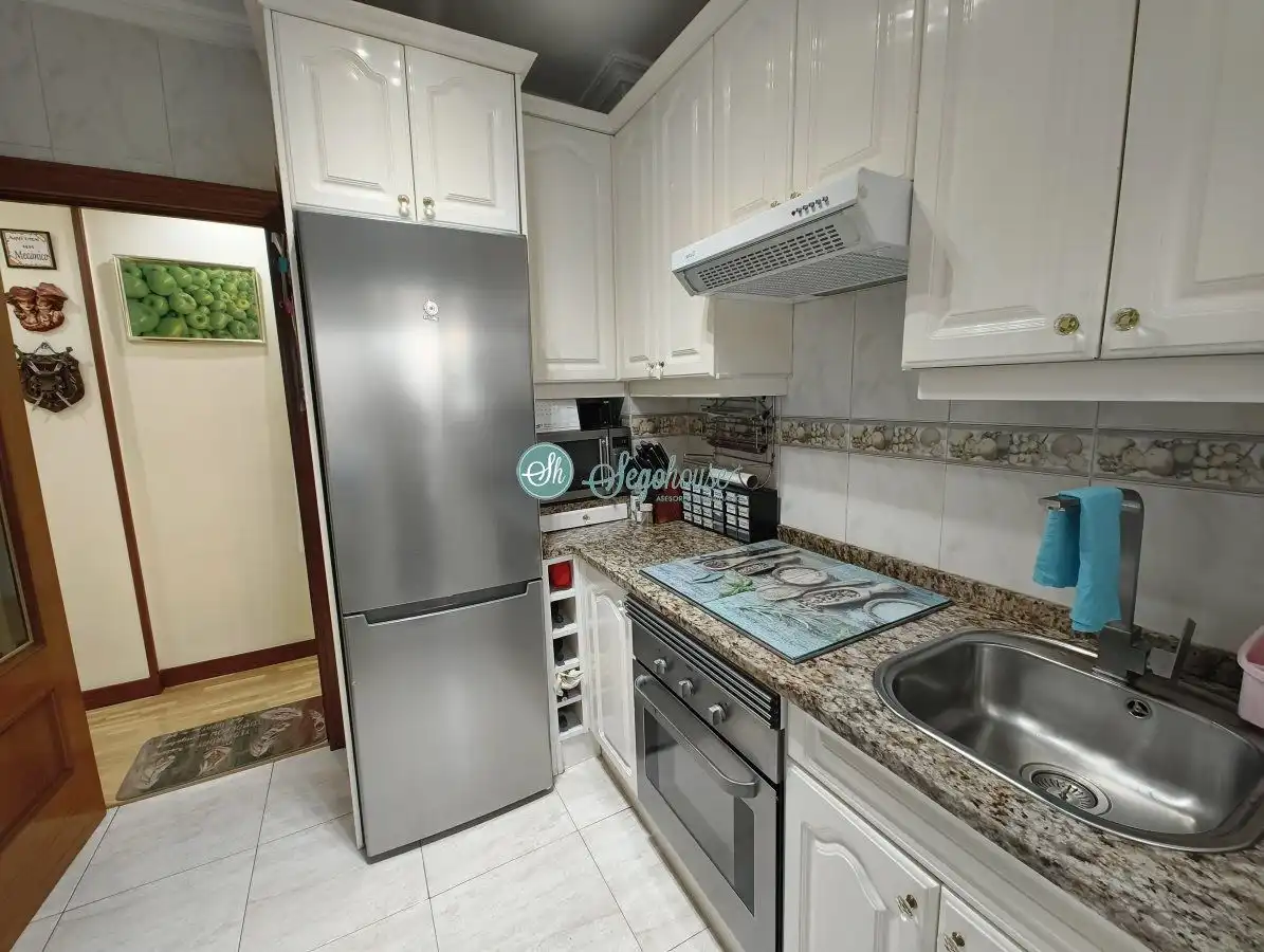 Kitchen of Flat for sale in Segovia  with Air Conditioner, Heating and Balcony
