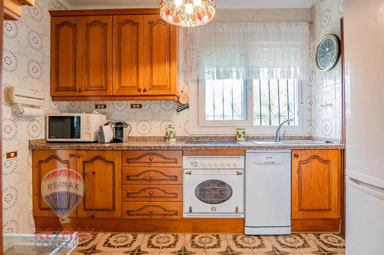 Cocina de Casa o chalet en venta en Torrox con Aire acondicionado, Calefacción y Jardín privado