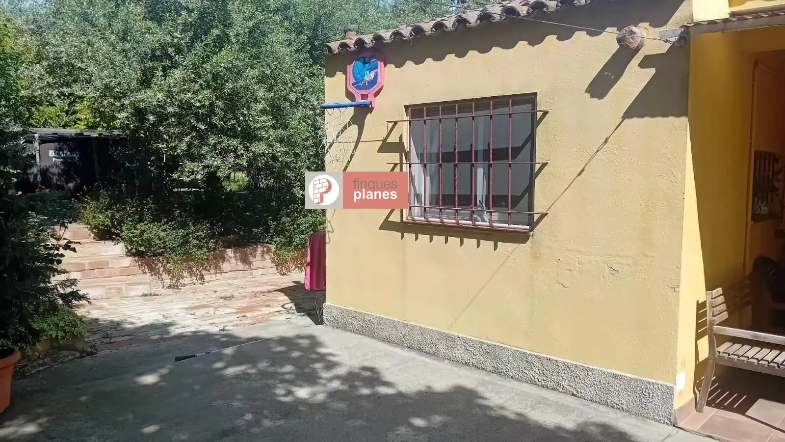 Aparcament de Finca rústica en venda en Lleida amb Calefacció, Jardí privat i Traster
