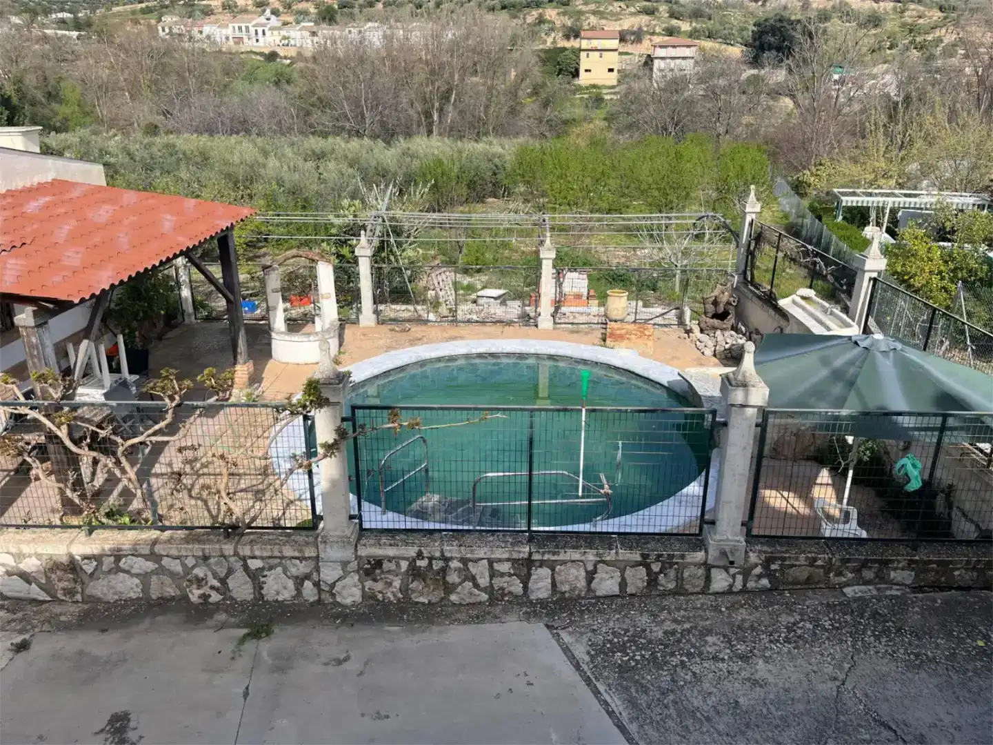 Piscina de Casa o xalet en venda en Almedinilla amb Aire condicionat, Piscina i Balcó
