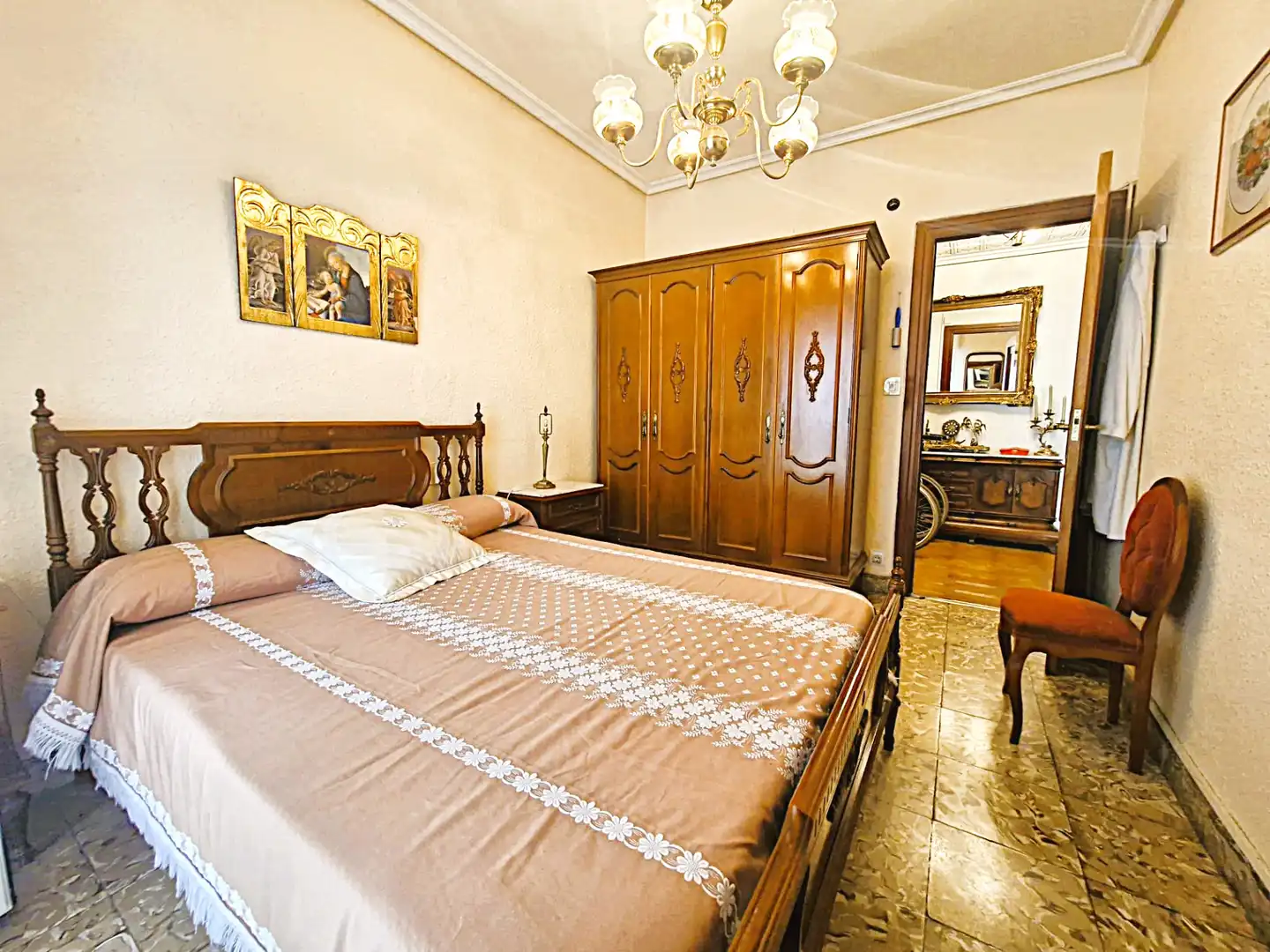 Habitación de Piso en venta en Arnedo con Calefacción, Amueblado y Balcón