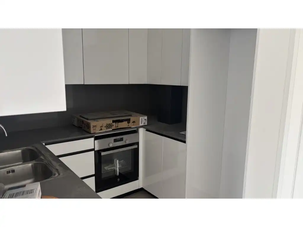 Küche von Erdgeschoss zum Verkauf in Manlleu, Barcelona