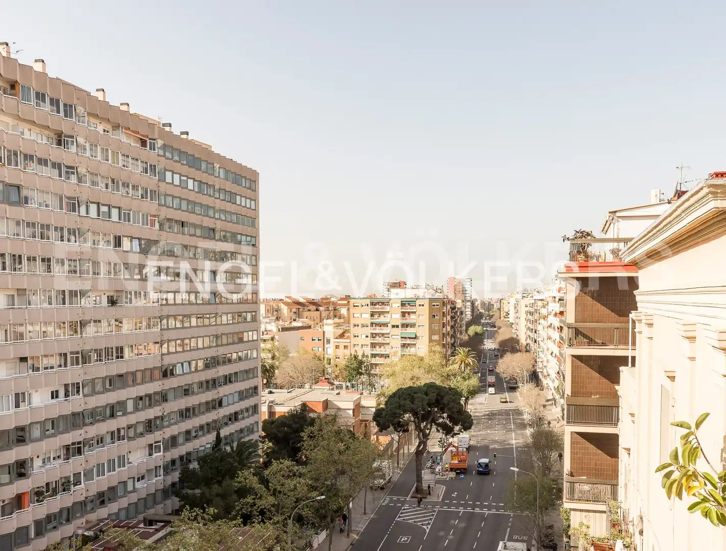 Vista exterior de Pis en venda en Barcelona amb Aire condicionat, Calefacció i Parquet