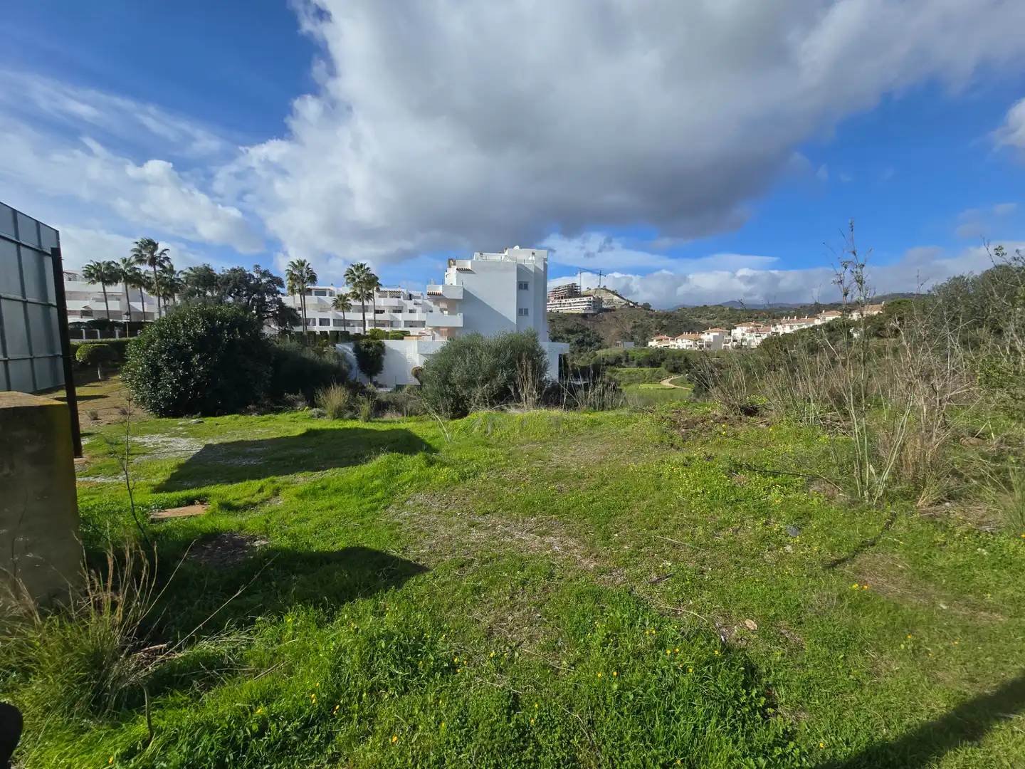 Terreny residencial en venda a Avenida de la Resina