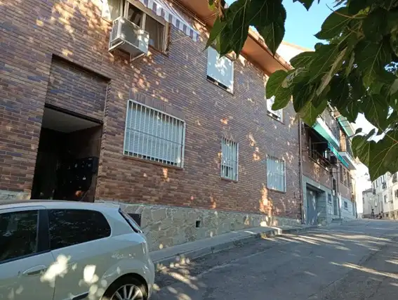 Pis en venda a San Lorenzo, Valdemorillo pueblo