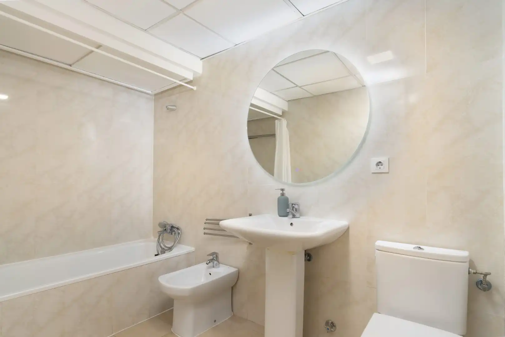 Apartament amb terrassa en venda a Nueva Andalucía, imagen 12