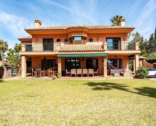 Jardí de Casa o xalet de lloguer en Mijas amb Aire condicionat, Terrassa i Traster