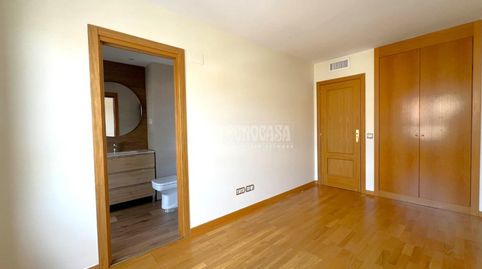 Foto 2 de Piso de alquiler en Montecarmelo, Madrid Capital