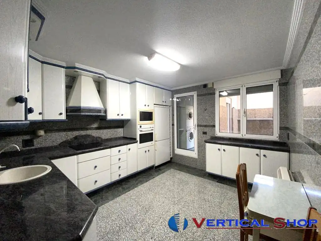 Bungalow amb terrassa en venda a Caudete, imagen 2