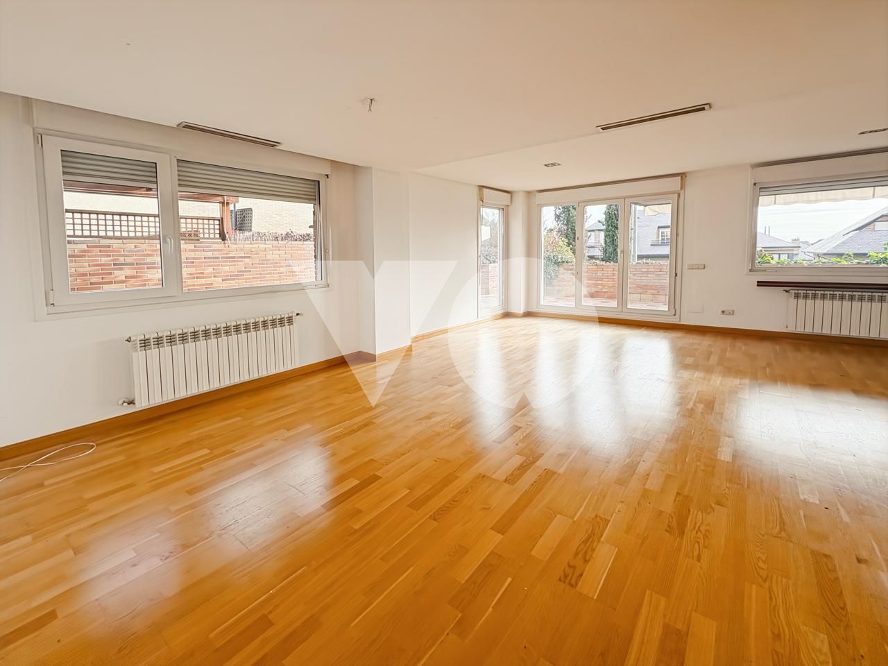 Living room of Single-family semi-detached for sale in Majadahonda  with Heating, Private garden and Terrace
