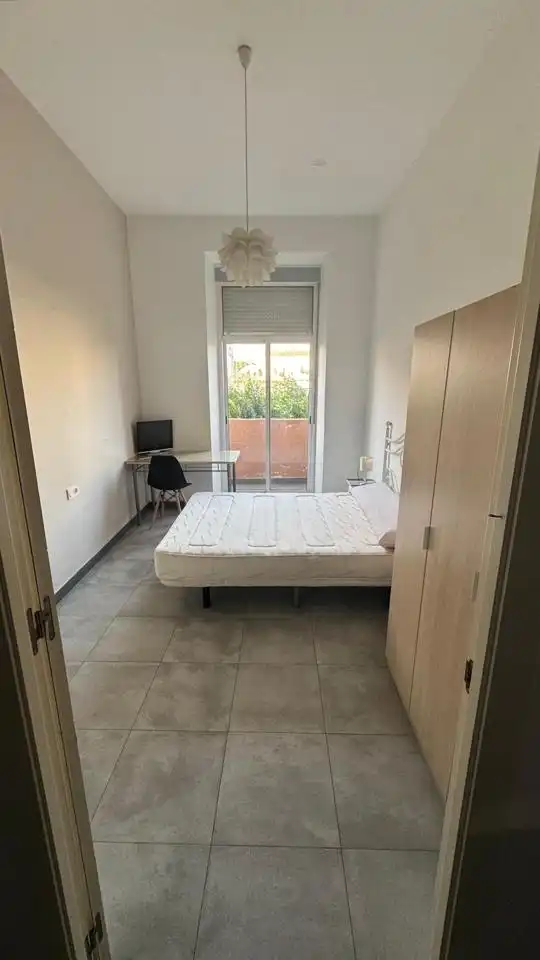 Bedroom of Flat for rent in Melilla