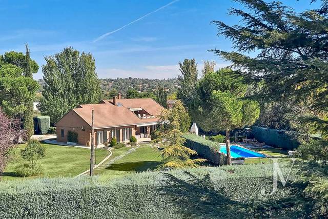 Casa-chalet en Venta en Nuevo Gijón