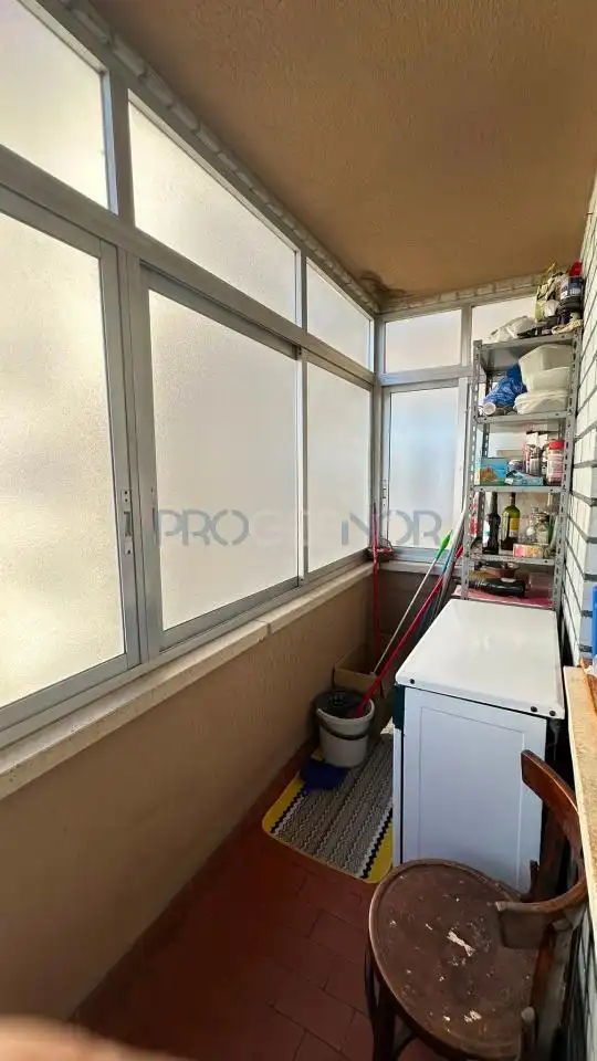 Terraza de Piso en venta en León Capital  con Calefacción y Trastero