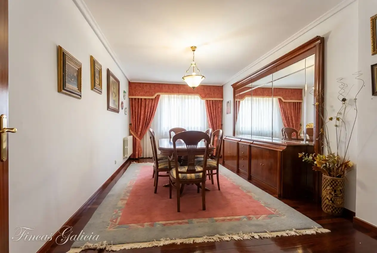 Comedor de Casa adosada en venta en Verín con Calefacción, Jardín privado y Terraza