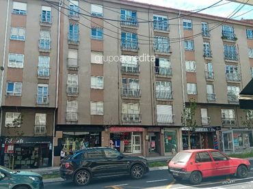 Pis amb ascensor en venda a Rosalía de Castro 27-Portal 2
