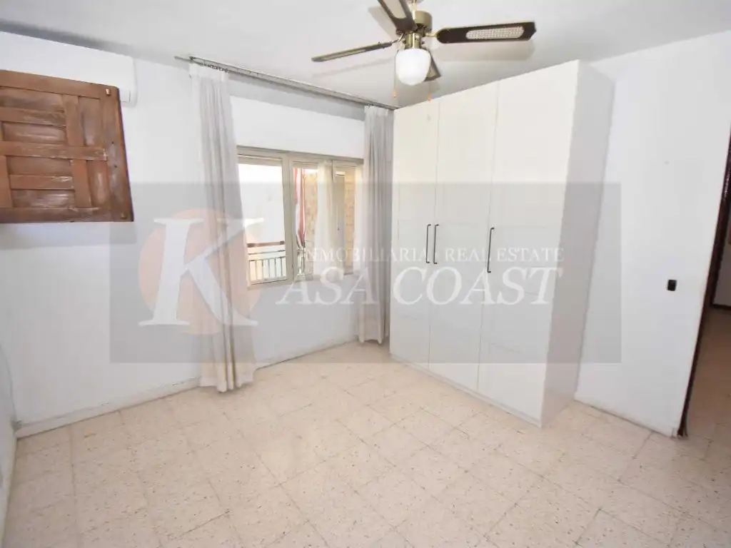 Habitación de Piso en venta en Fuengirola con Aire acondicionado y Terraza