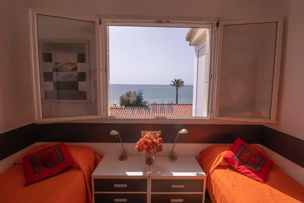 Bedroom of Houses for sale in El Vendrell  with Air Conditioner, Heating and Terrace