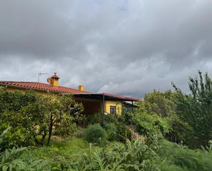 Vista exterior de Casa o xalet en venda en La Codosera amb Calefacció, Jardí privat i Terrassa