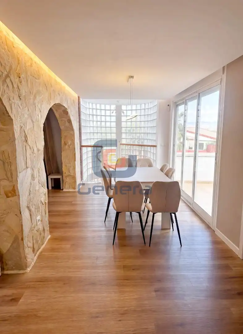 Villa avec balcon à vendre à Playa de San Juan - El Cabo de las Huertas, imagen 5