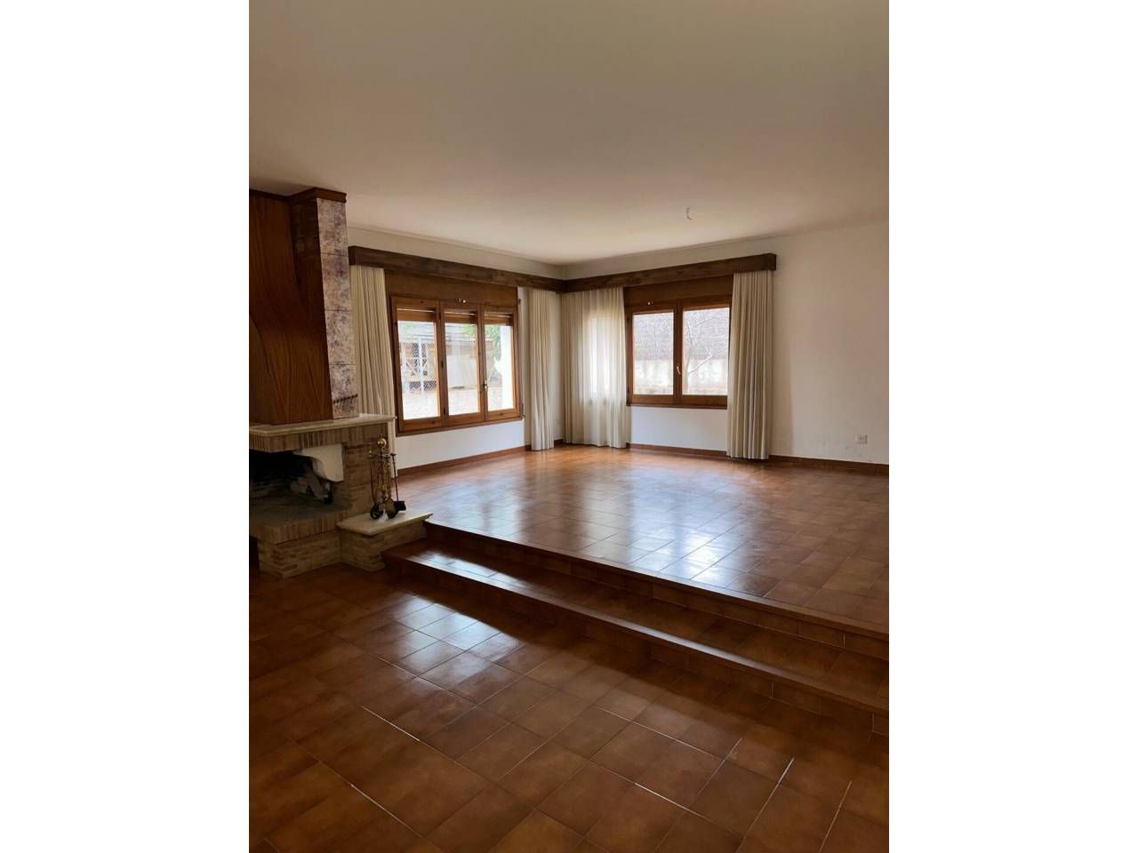 Sala d'estar de Casa o xalet en venda en Palau-solità i Plegamans amb Calefacció, Jardí privat i Terrassa