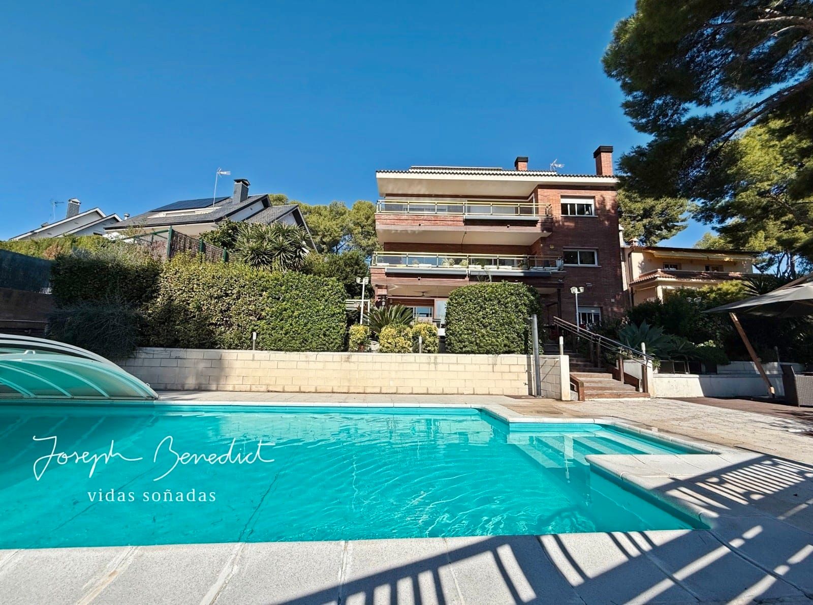 Swimming pool of House or chalet for sale in Castelldefels  with Air Conditioner, Heating and Private garden