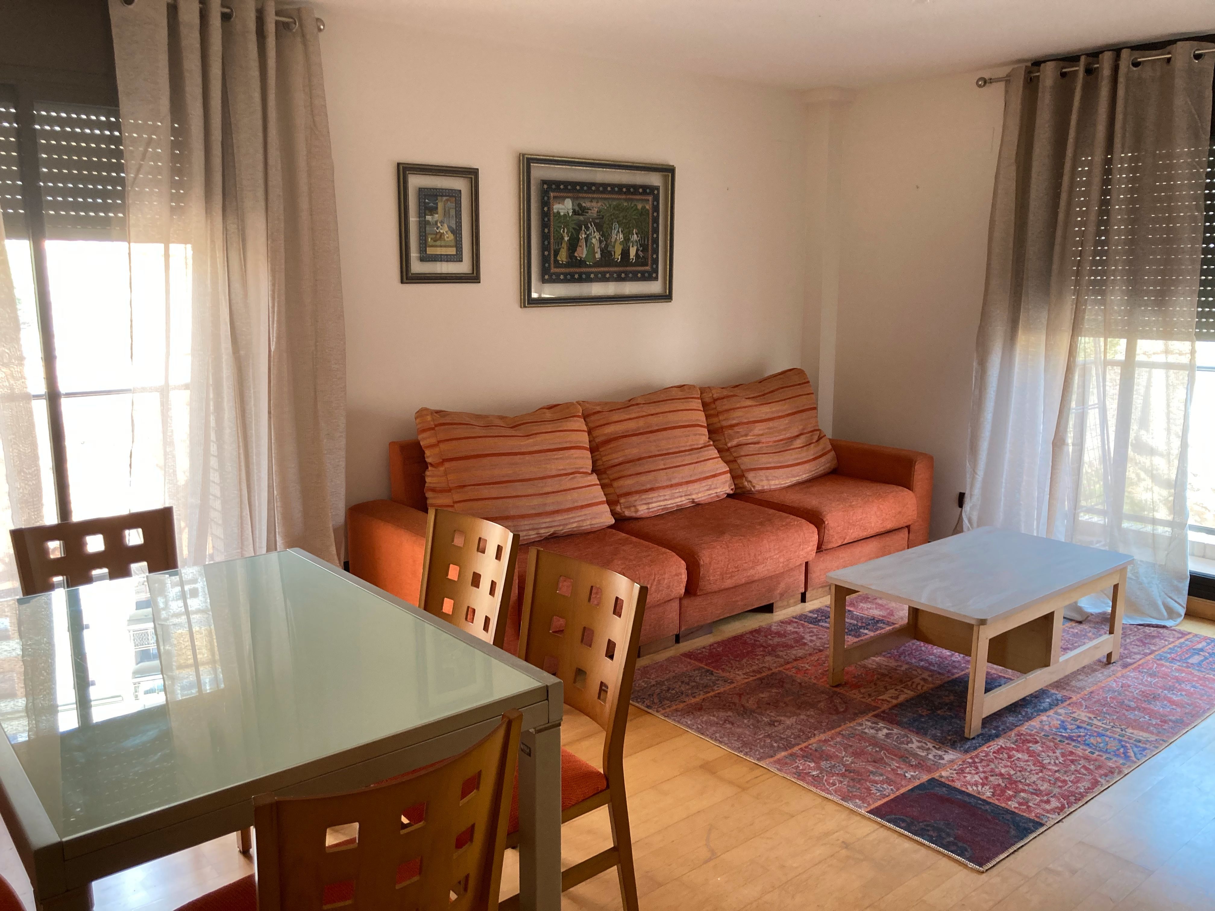 Sala d'estar de Pis de lloguer en  Tarragona Capital amb Aire condicionat, Calefacció i Parquet