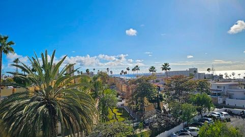 Foto 3 de Piso en venta en Playa de las Américas, Adeje
