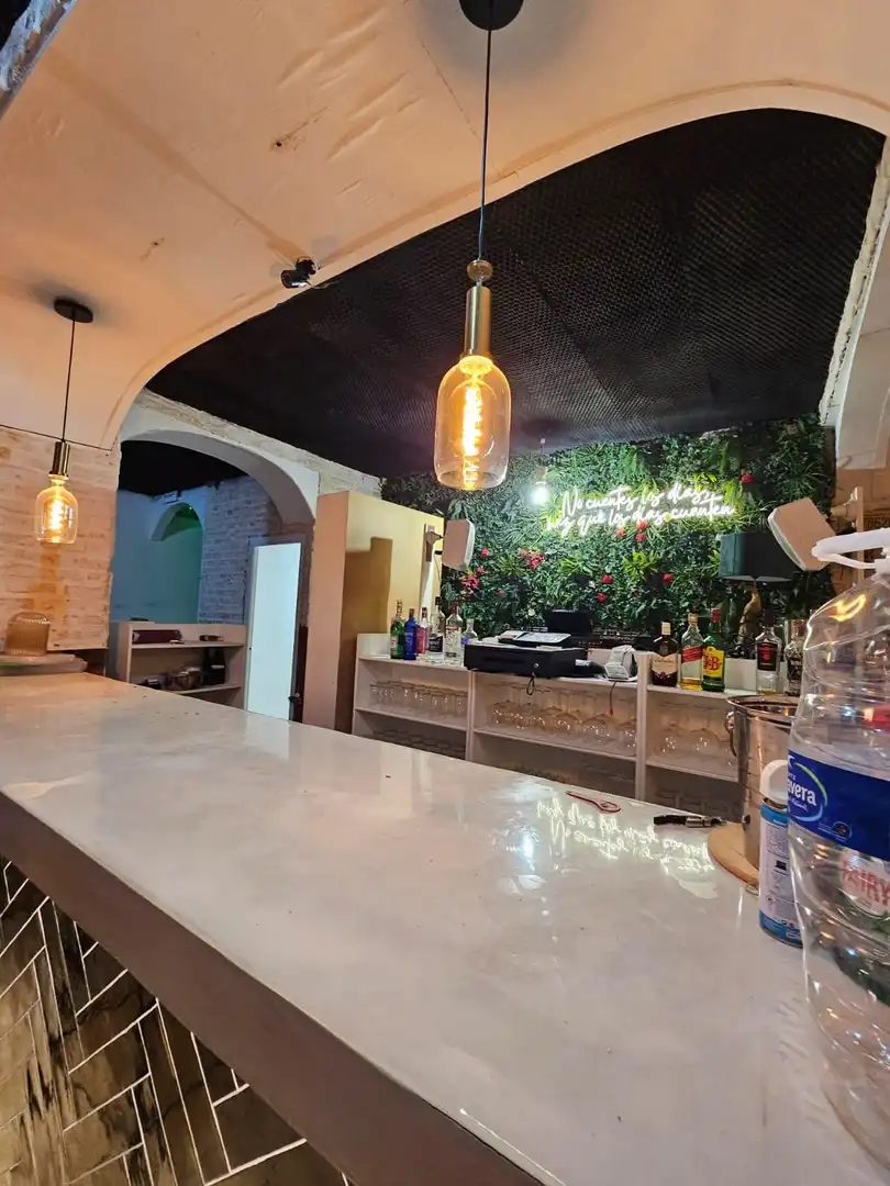 Local comercial en venta en L'Eixample, imagen 5